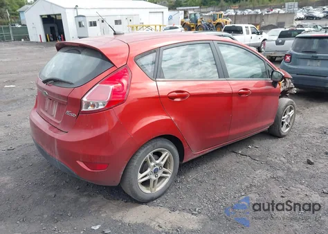 2019 Ford Fiesta Se z USA, uszkodzony, nr VIN 3FADP4EJ9KM108631